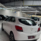 GM - Chevrolet ONIX HATCH LTZ 1.4 8V FlexPower 5p Mec. 2016 Flex-16