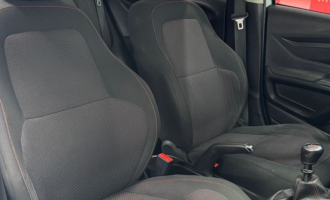 GM - Chevrolet ONIX HATCH LTZ 1.4 8V FlexPower 5p Mec. 2016 Flex-7