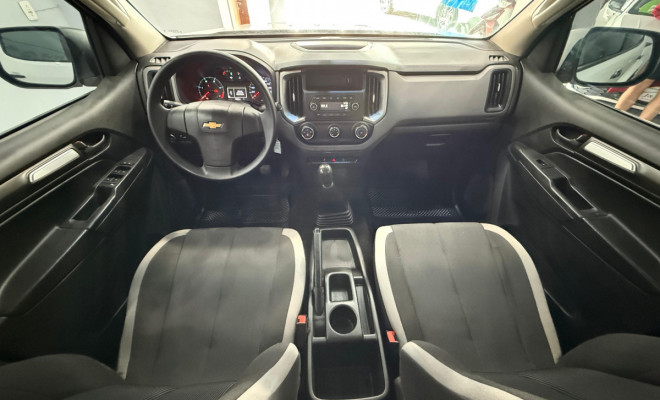 GM - Chevrolet S10 Pick-Up LS 2.8 TDI 4x4 CD Dies. Mec. 2023 Diesel-7