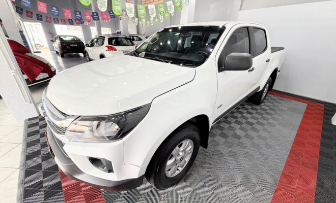 GM - Chevrolet S10 Pick-Up LS 2.8 TDI 4x4 CD Dies. Mec. 2023 Diesel-1