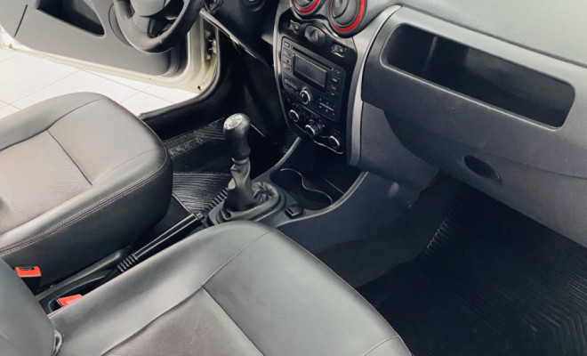 Renault SANDERO Authentique Hi-Flex 1.0 16V 5p 2009 Flex-8