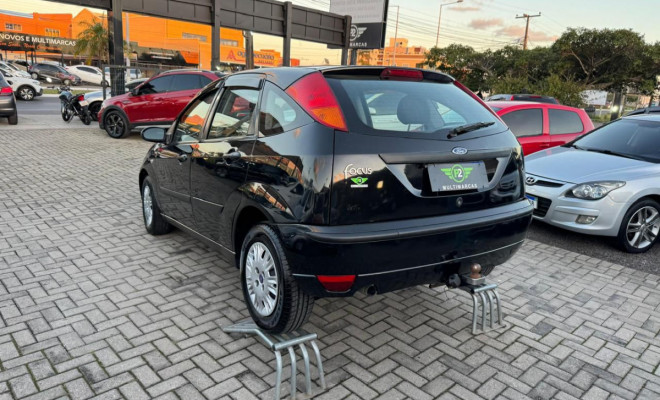 Ford Focus 1.6 S/SE/SE Plus Flex 8V/16V  5p 2008 Flex-3