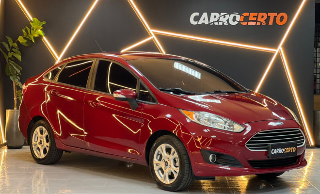 Ford Fiesta Sedan SE 1.6  2014 Flex  ÓTIMO DESEMPENHO E ACABAMENTO