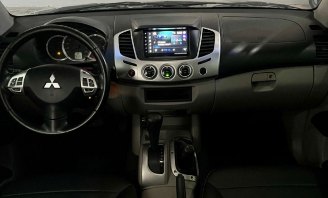 Mitsubishi L200 Triton HPE 3.2 CD TB Int.Diesel Aut 2013 Diesel-2