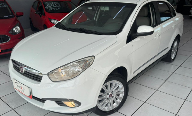 Fiat Grand Siena ESSENCE ITALIA 1.6 Flex 16V 2015 Flex