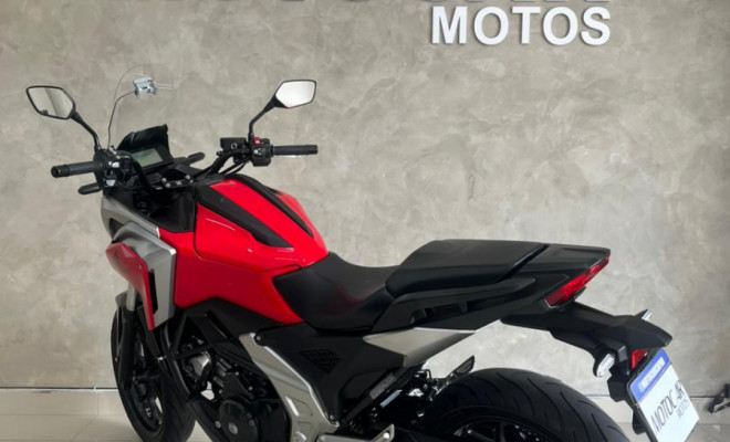 HONDA NC 750X/NC 750X ABS DCT 2023 Gasolina-3