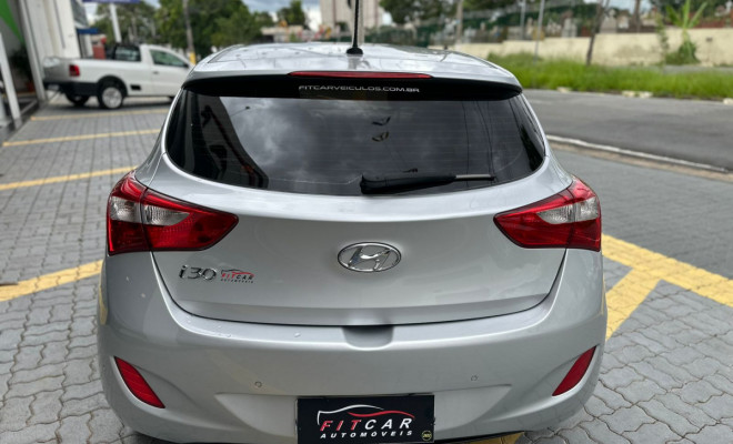 Hyundai i30 1.8 16V Aut. 5p 2015 Flex-2