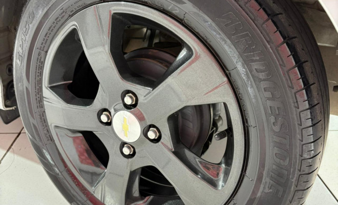 GM - Chevrolet ONIX HATCH LTZ 1.4 8V FlexPower 5p Aut. 2018 Flex-9