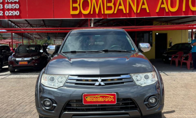 Mitsubishi L200 Triton HPE 3.2 CD TB Int.Diesel Aut 2014 Diesel-6