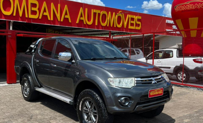 Mitsubishi L200 Triton HPE 3.2 CD TB Int.Diesel Aut 2014 Diesel-5