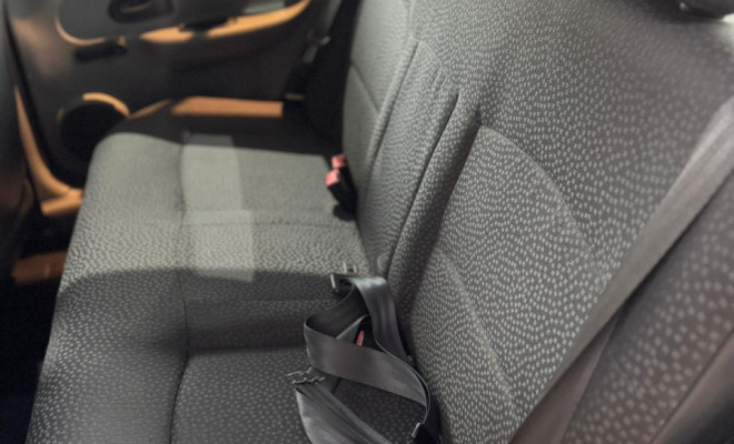 Renault Clio Sed. Authentique Hi-Flex 1.6 16V 4p 2009 Flex-8