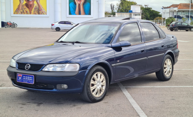 GM - Chevrolet Vectra CD 2.2 16V / 2.0 16V Mec./Aut. 1997 Gasolina-1