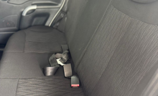 Citroën C3 GLX 1.4/ GLX Sonora 1.4 Flex 8V 5p 2011 Flex-8