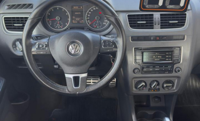 CROSSFOX 1.6 I-MOTION 2014 | VISUAL AVENTUREIRO E CONFORTO.-12