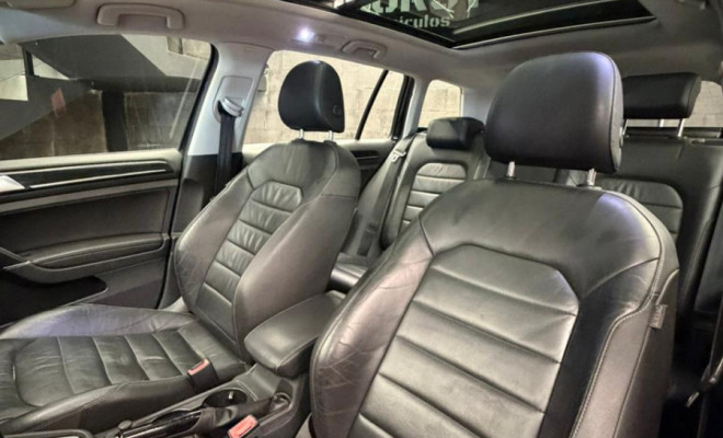 VW - VolksWagen Golf Variant Highline 1.4 TSI Aut. 2015 Gasolina-4