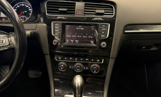 VW - VolksWagen Golf Variant Highline 1.4 TSI Aut. 2015 Gasolina-5