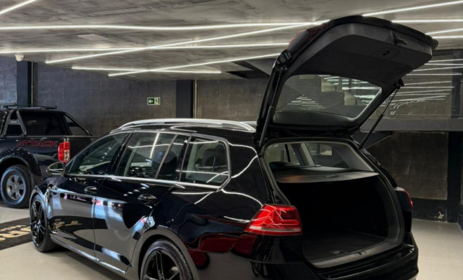 VW - VolksWagen Golf Variant Highline 1.4 TSI Aut. 2015 Gasolina-2