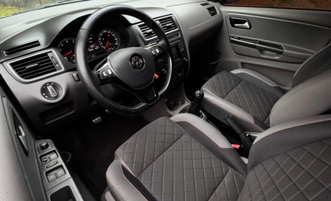 VW - VolksWagen Fox Highline1.6 Flex 16V 5p 2016 Flex-6