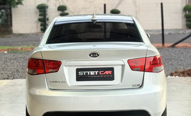 Kia Motors Cerato 1.6 16V Mec. 2010 Flex-4