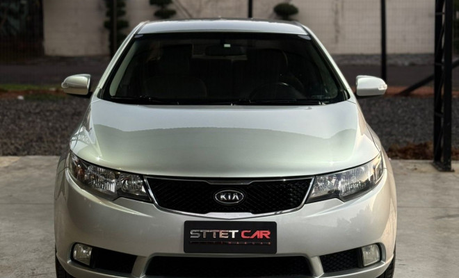 Kia Motors Cerato 1.6 16V Mec. 2010 Flex-3