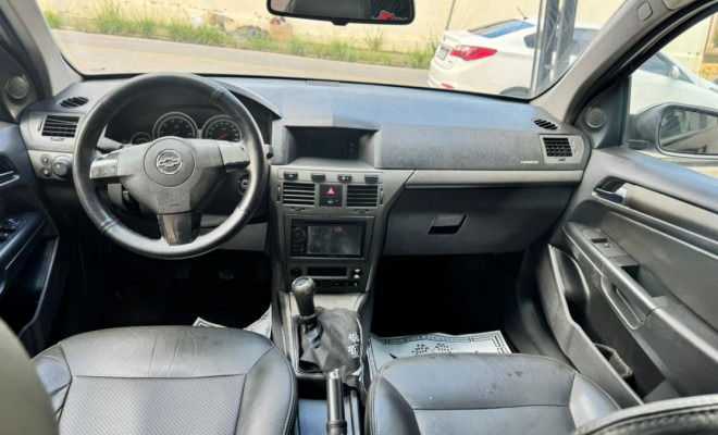 GM - Chevrolet Vectra GT 2.0 MPFI 8V FlexPower Mec. 2008 Flex-1