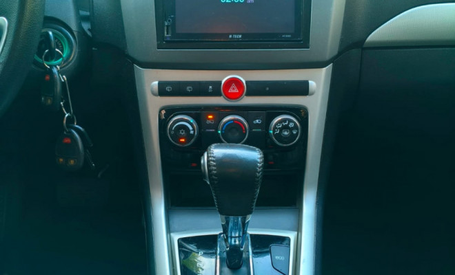 GM - Chevrolet CAPTIVA SPORT FWD 2.4 16V 171/185cv 2011 Gasolina-4