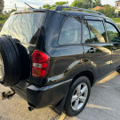 Toyota RAV4 2.0 4x4 16V - 2005-2