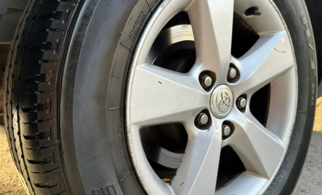 Toyota RAV4 2.0 4x4 16V - 2005-6