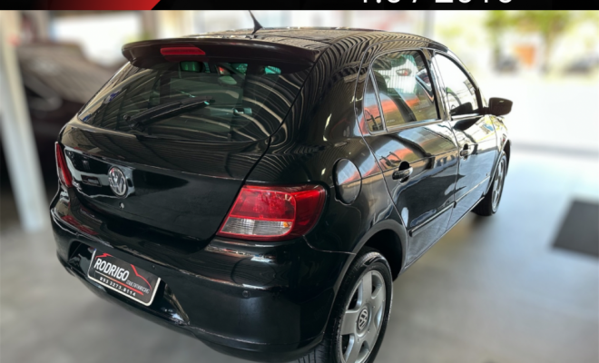 VW - VolksWagen Gol (novo) 1.0 Mi Total Flex 8V 4p 2010 Flex-1