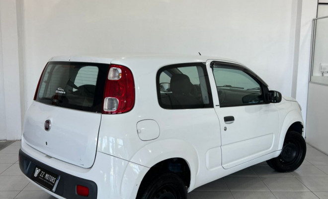 Fiat UNO VIVACE Celeb. 1.0 EVO F. Flex 8V 3p 2014-4