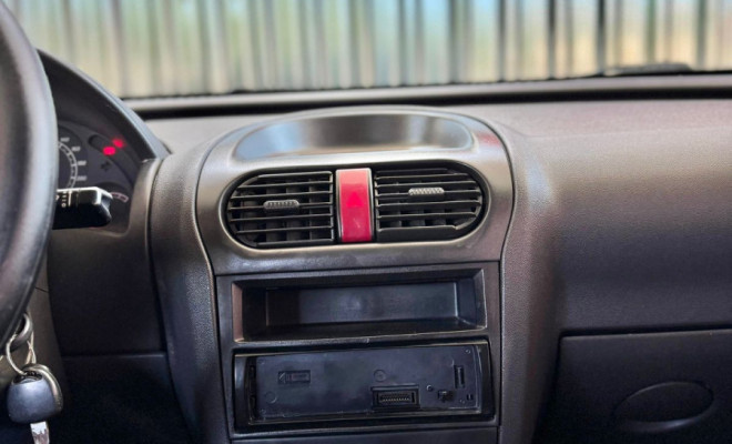 GM - Chevrolet Corsa Hat. Maxx 1.4 8V ECONOFLEX 5p 2011 Flex-6