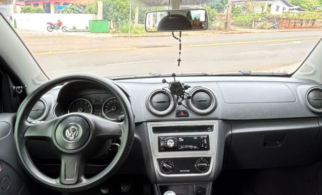 VW - VolksWagen Gol (novo) 1.0 Mi Total Flex 8V 4p 2013 Flex-3