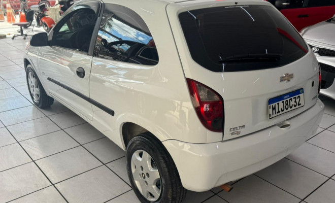 GM - Chevrolet Celta Life/ LS 1.0-3