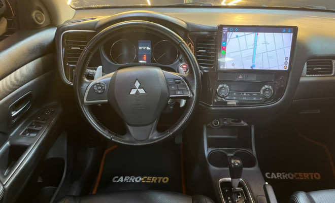 Mitsubishi OUTLANDER 3.0 GT 3.0 V6 Aut. 2014 Gasolina  7 LUGARES  Camera 360º Teto solar-5