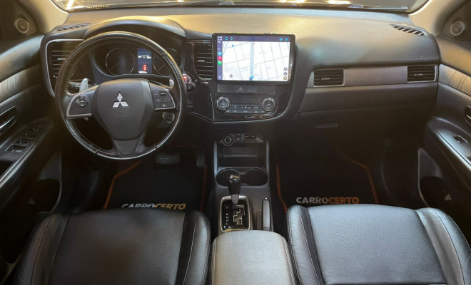 Mitsubishi OUTLANDER 3.0 GT 3.0 V6 Aut. 2014 Gasolina  7 LUGARES  Camera 360º Teto solar-4