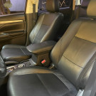 Mitsubishi OUTLANDER 3.0 GT 3.0 V6 Aut. 2014 Gasolina  7 LUGARES  Camera 360º Teto solar-6