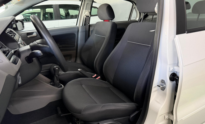 VW - VolksWagen VOYAGE COMF/Highli. 1.6 T.Flex 8V 4p 2017 Flex-6