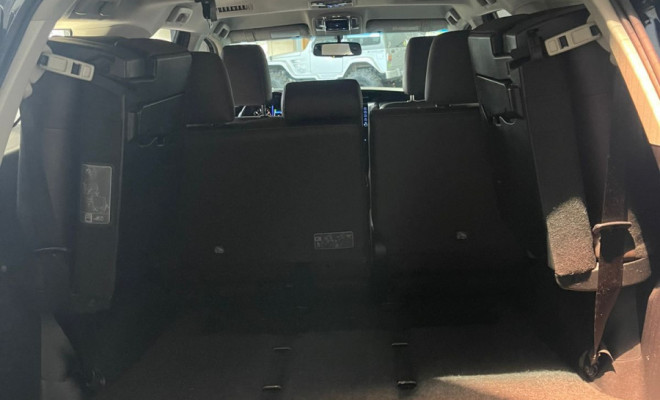 Toyota Hilux SW4 SRX 4x4 2.8 TDI 16V Dies. Aut. 2020 Diesel-6