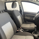 Ford Fiesta Sedan 1.6 2013-9