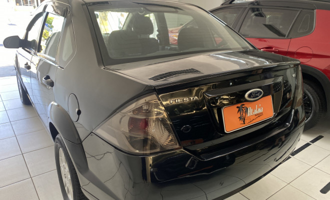 Ford Fiesta Sedan 1.6 2013-2