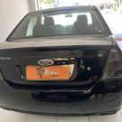 Ford Fiesta Sedan 1.6 2013-3
