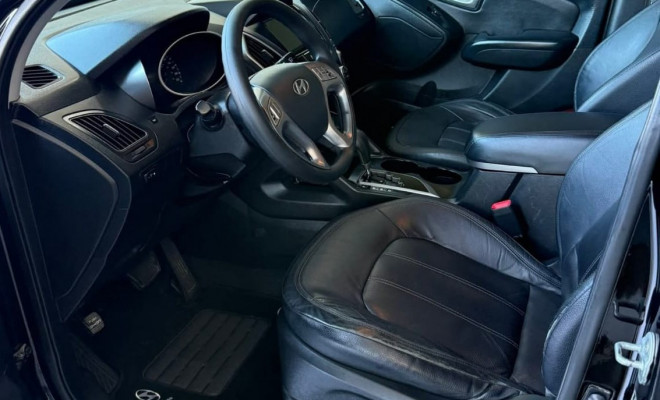 Hyundai IX35 2.0-6