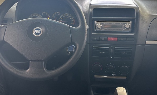 Fiat Palio Week. Adv/Adv TRYON 1.8 mpi Flex 2005 Flex-4