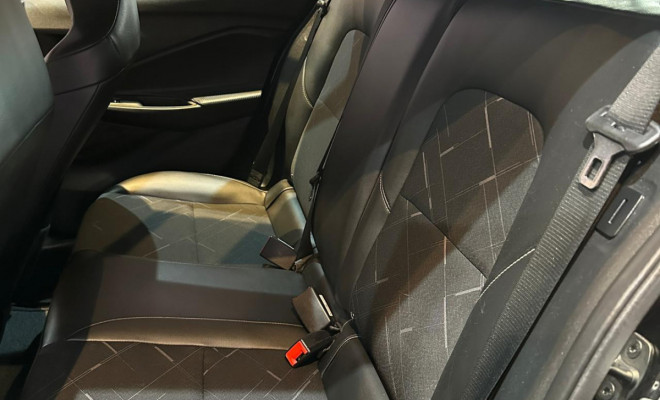 GM - Chevrolet ONIX HATCH PREM. 1.0 12V TB Flex 5p Aut. 2021 Flex-11