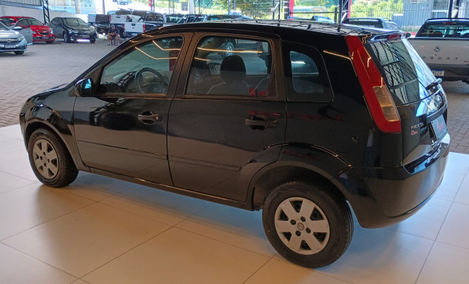 Ford Fiesta 1.6 8V Flex/Class 1.6 8V Flex 5p 2005 Flex-4