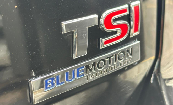 VW - VolksWagen Golf Highline 1.4 TSI 140cv Aut. 2014 Gasolina-17