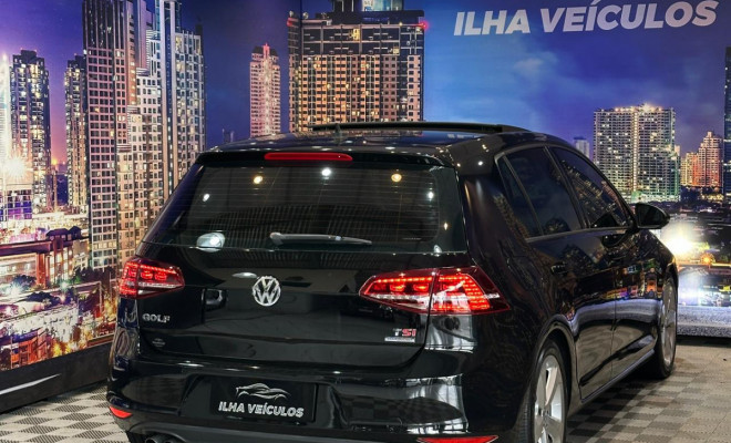 VW - VolksWagen Golf Highline 1.4 TSI 140cv Aut. 2014 Gasolina-14