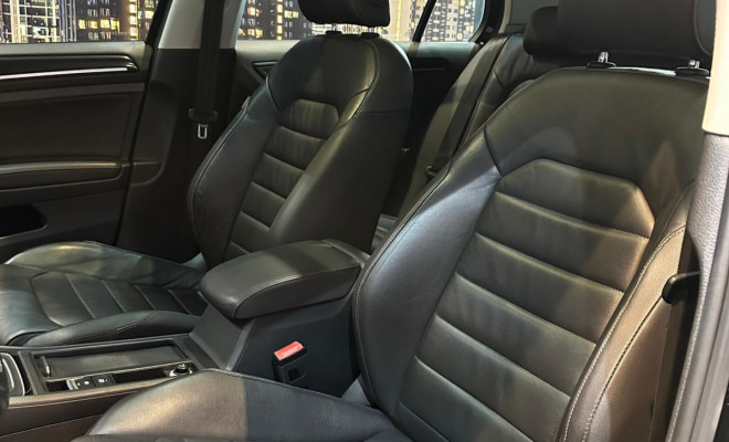 VW - VolksWagen Golf Highline 1.4 TSI 140cv Aut. 2014 Gasolina-9