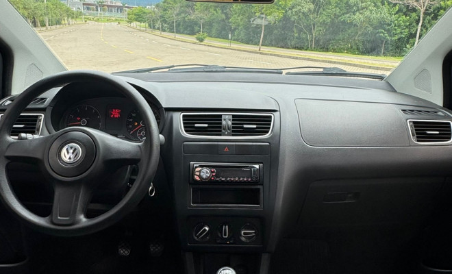 VW - VolksWagen Fox 1.0 Mi Total Flex 8V 5p 2012 Flex-5