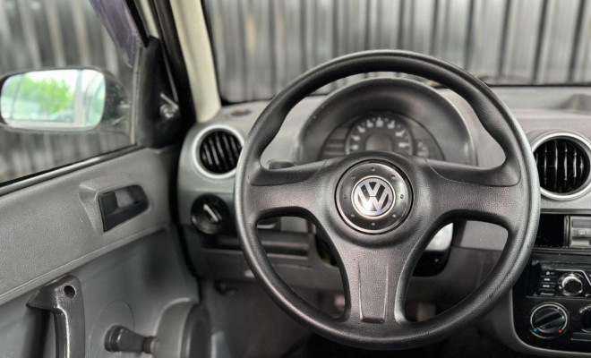 VW - VolksWagen Gol 1.0 Total Flex 8V 5p (25 Anos) 2013 Flex-8
